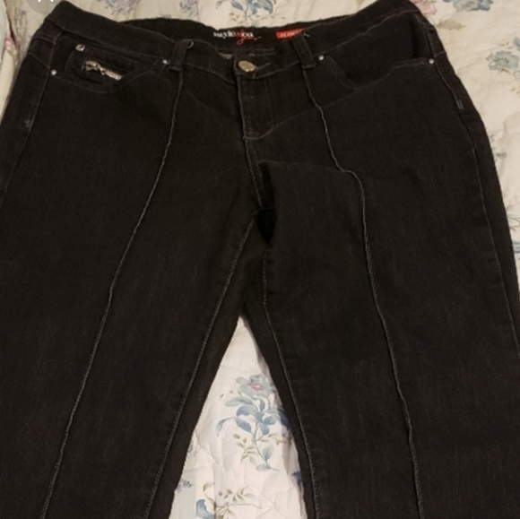 Slim Leg Y2K Jeans {Style & Co}, Size 10 - Picture 1 of 5
